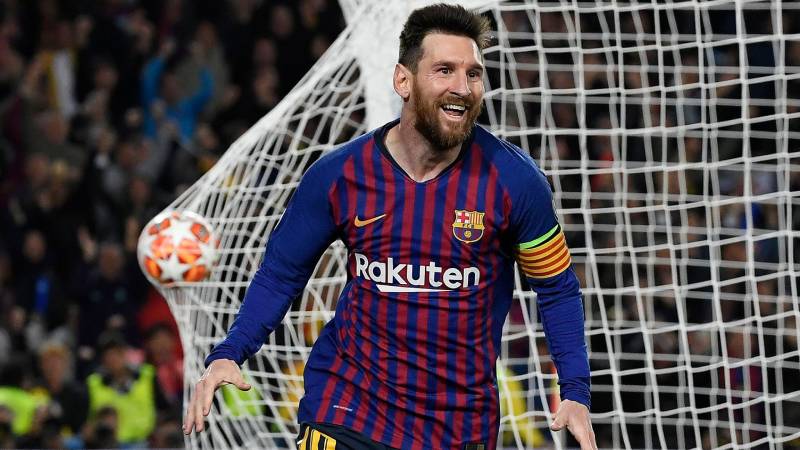 Lionel Messi - Huyền thoại bóng đá hiện đại